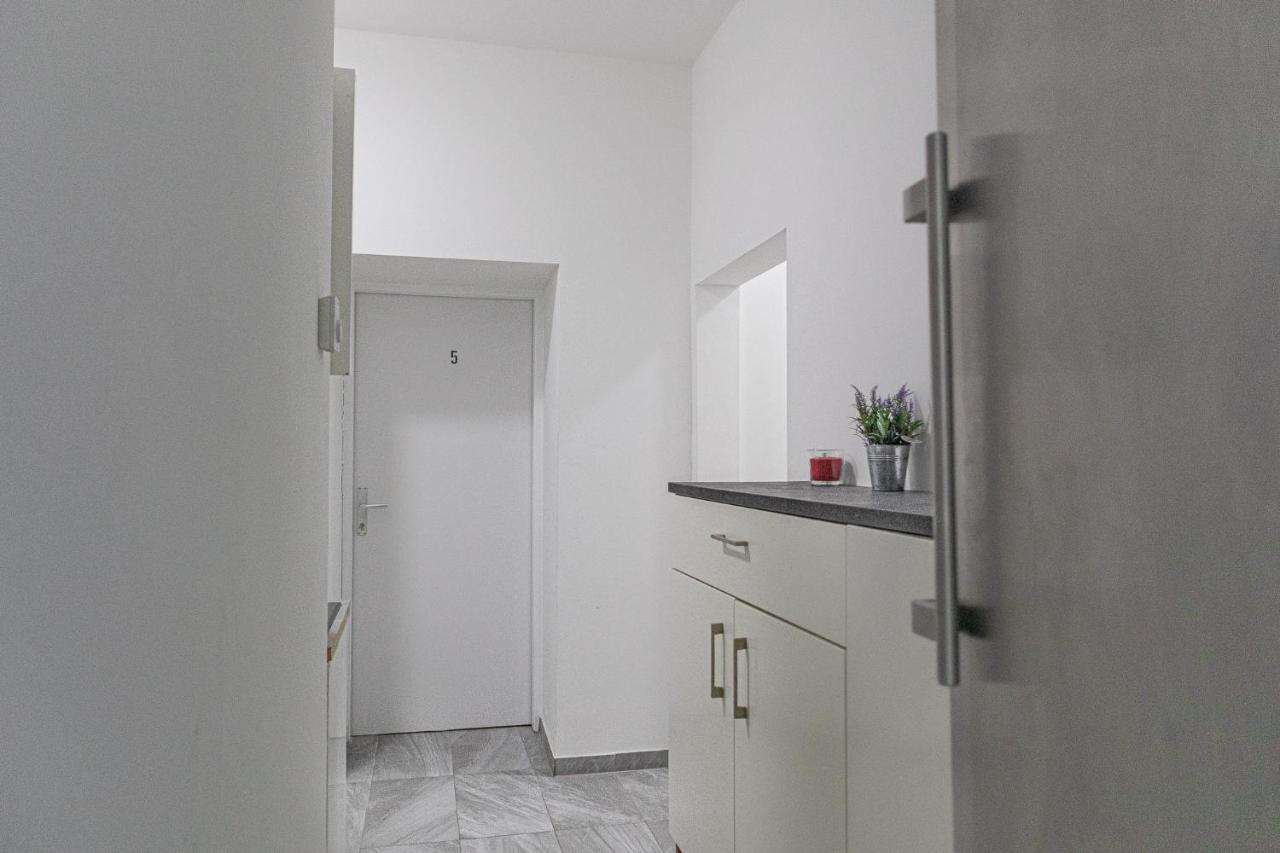 Magnificent 5Br Shared Apartment - Perfect For Longstays Viena Exterior foto